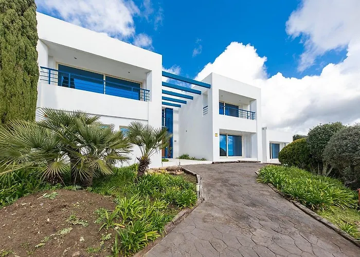 Villa Tarifa Вилла *